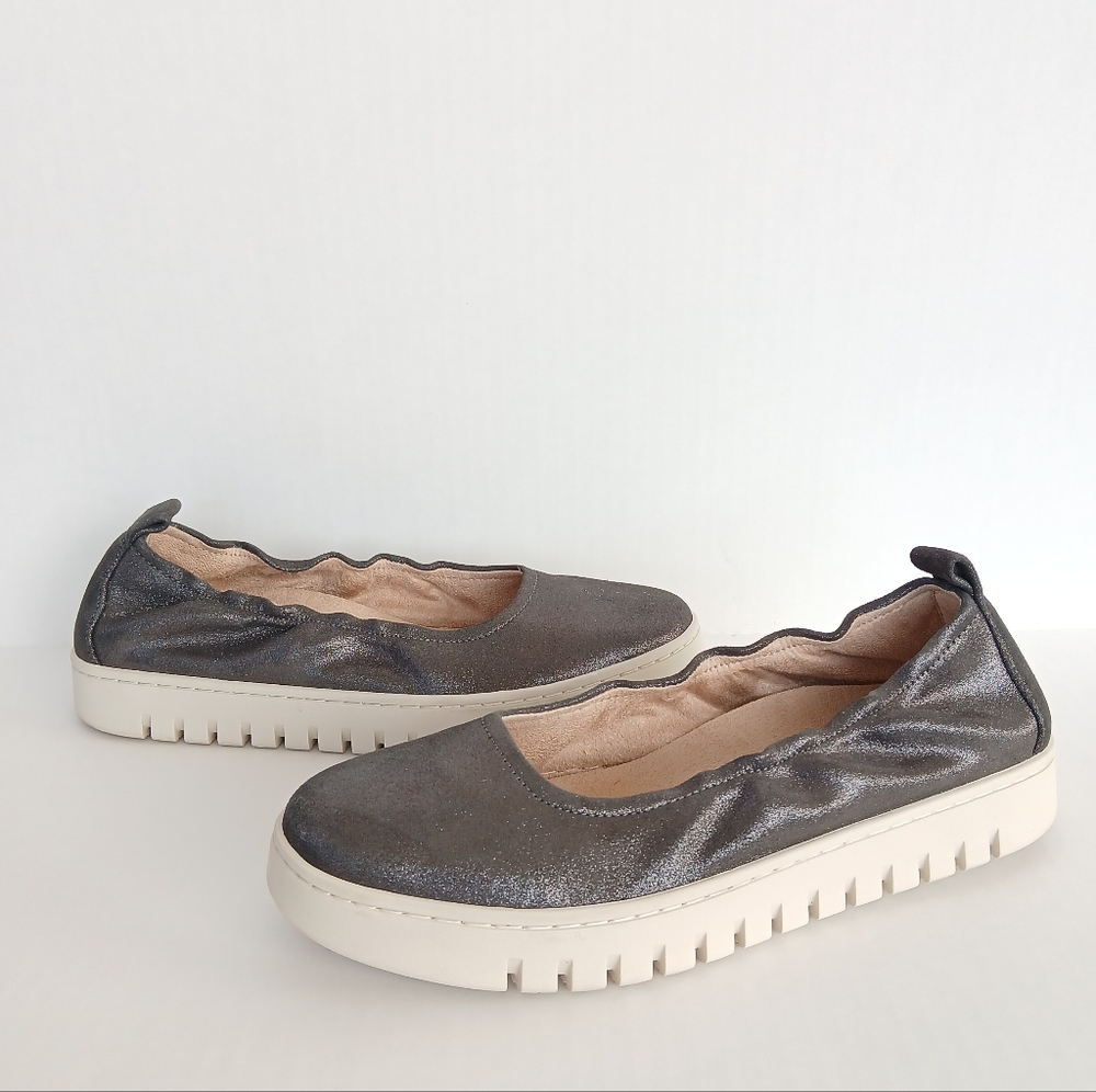 Vionic Uptown Ballet Flat Silver Size 9 - Picture 2 of 7